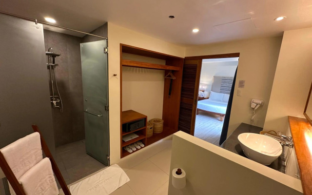Bluewater Maribago Beach Resort