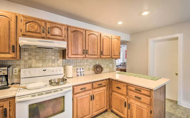 Walkable Lake Elkhart Apt: Dine, Shop, Swim!