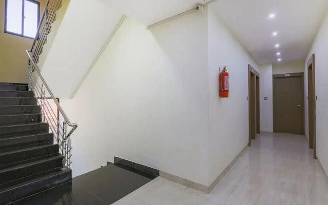 OYO 1153 The Sky Hotel