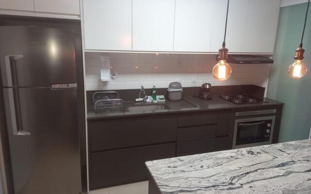 Apto estiloso de 2 quartos no Setor Bueno - TH1912