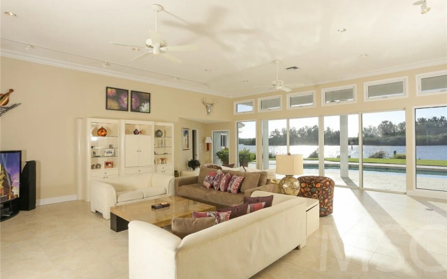 Siesta Key 12 - 4 Br Home