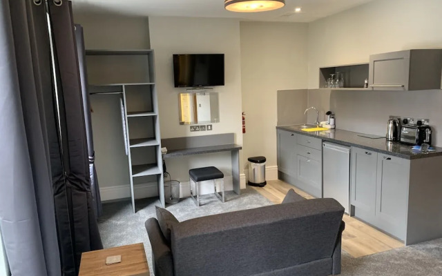 OYO Harmony Apartments