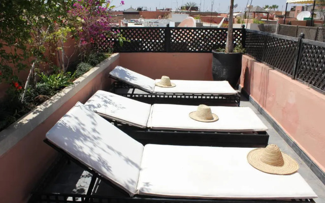 Riad Dar Lyna
