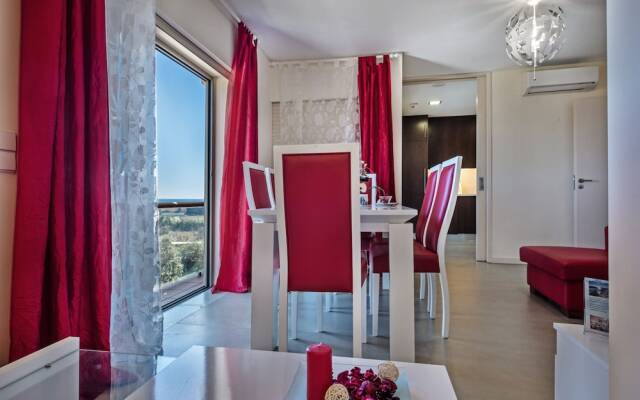 Lux Residence by MarsAlgarve