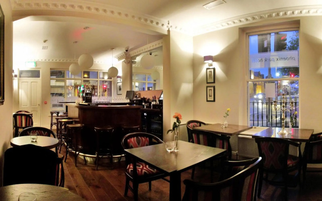 Phoenix Park Hotel