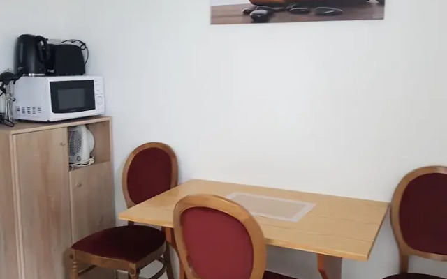 Hotel - Pension - Weller