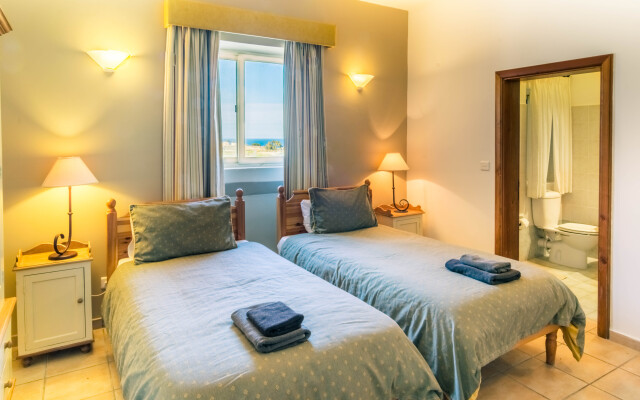 Ta Frenc Apartments