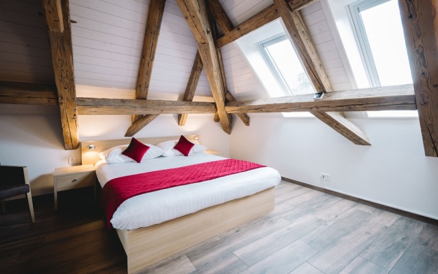 Hotel-Restaurant La Croix d'Or – Guest Rooms – Ballaigues