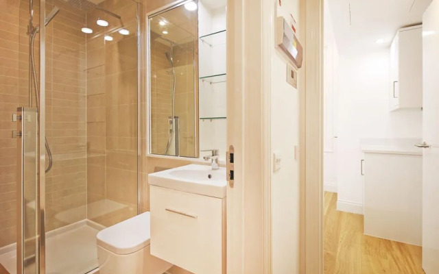 LCS Oxford Street Apartments