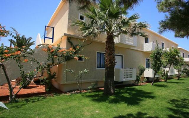 Cretan Filoxenia Beach Hotel