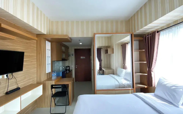 Cozy Stay Studio At Tamansari Mahogany Karawang Apartment