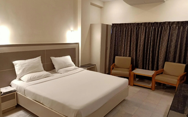 Bhimas Deluxe Hotel – Guest Rooms – Tirupati