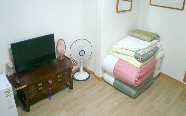 Yeondang Guest House