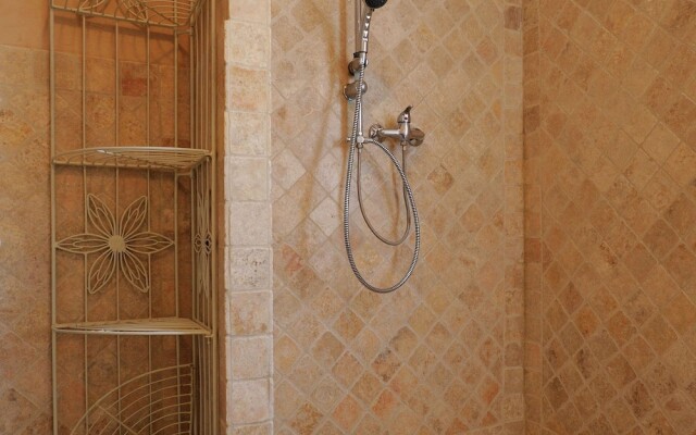 Spacious Holiday Home in Malaucene France With Private Pool