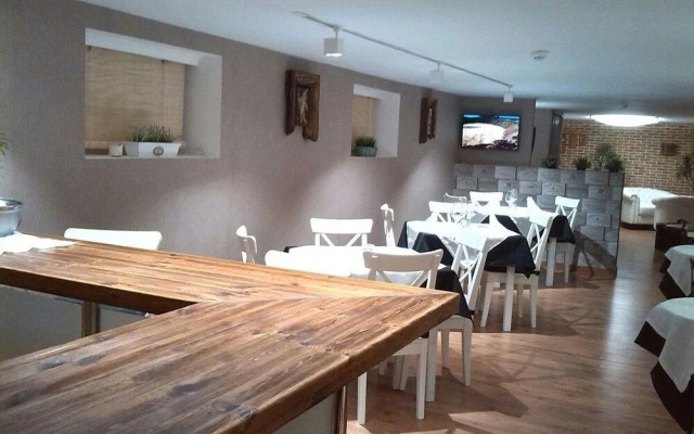 Hotel Muradana