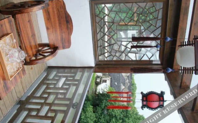 Tongli Shiyi Guest House