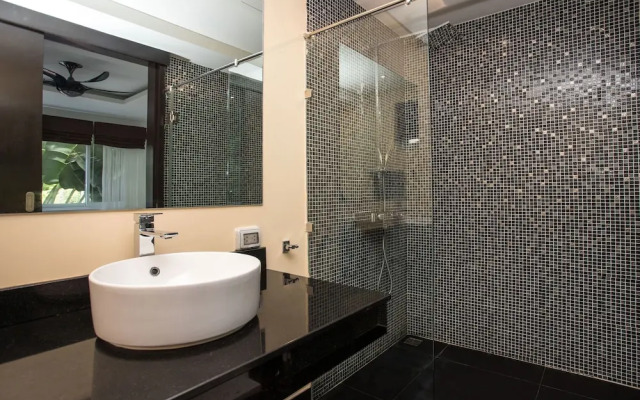 Seaview Pool Villa Dragon D in Tropics
