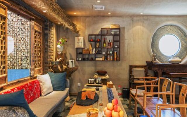 Lianshi Shanfang Guesthouse