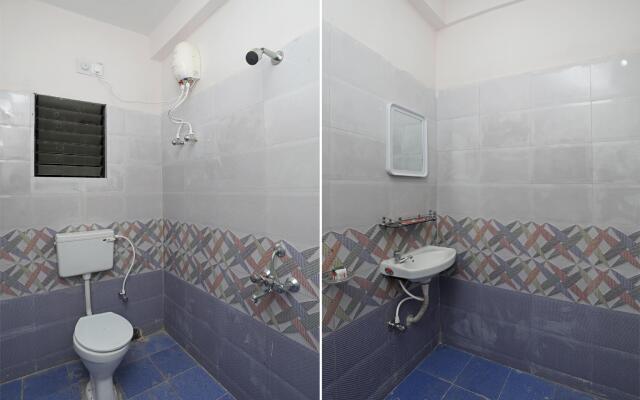 OYO 13527 Usha Residdency