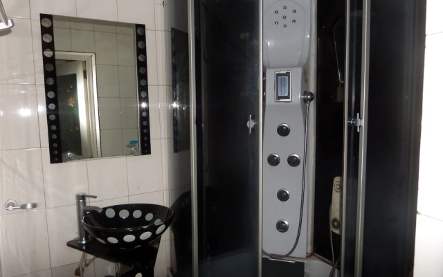 Zaaz Hotel