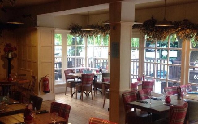 The Grove Ferry Inn