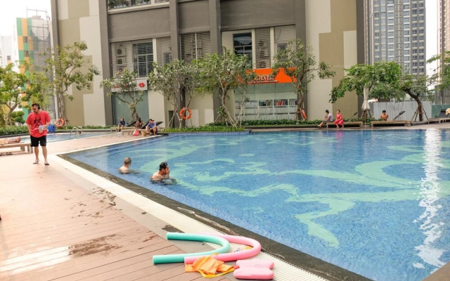 Ambassador Apartment - Vinhomes Central