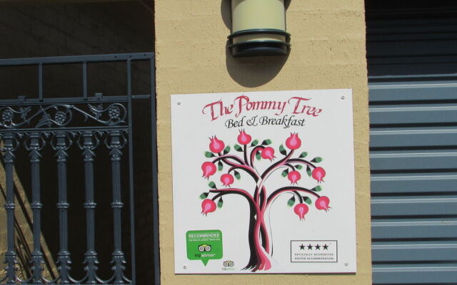 The Pommy Tree
