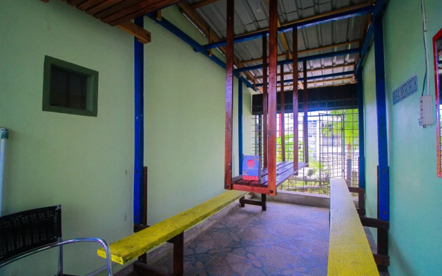 OYO 1596 Taman Homestay Syariah