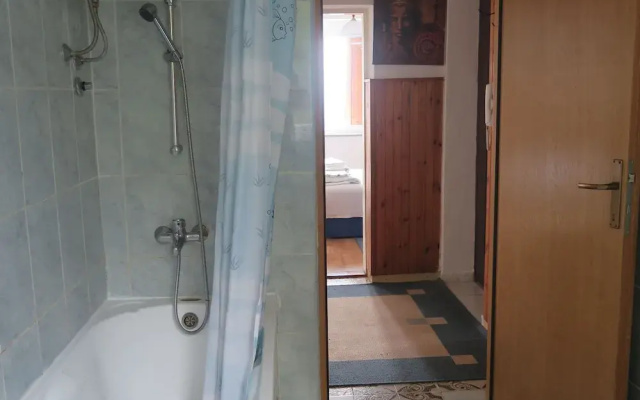 Cozy Lovran Apartment With Balcony
