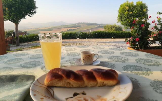 Villa with stunning views and private pool-Villa Matilde