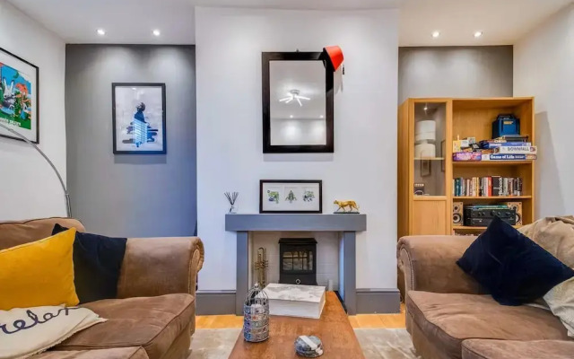Cosy Walkers Retreat in Meltham Doggie Friendly