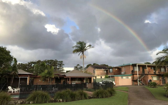 Haven Waters Motel & Apartments