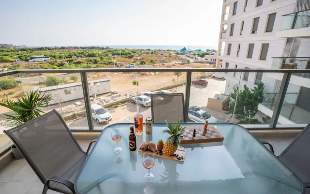Modern Comfort Escape by Sea N' Rent