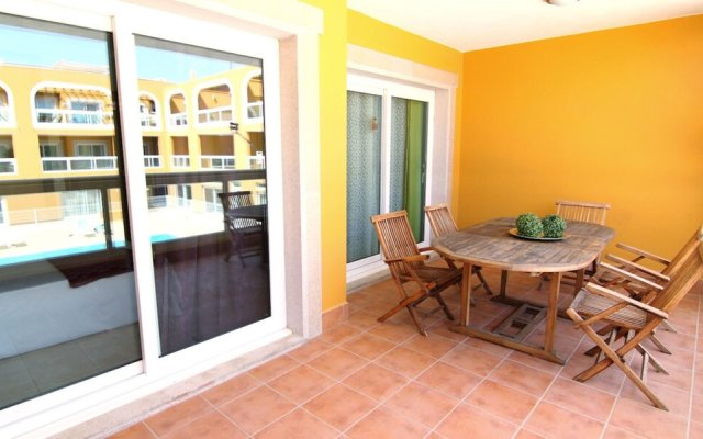 Apartment - 2 Bedrooms with Pool and WiFi - 107474