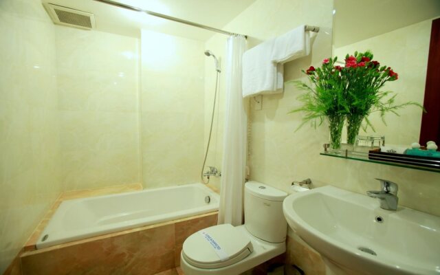 Lucky Star Hotel 146 Nguyen Trai