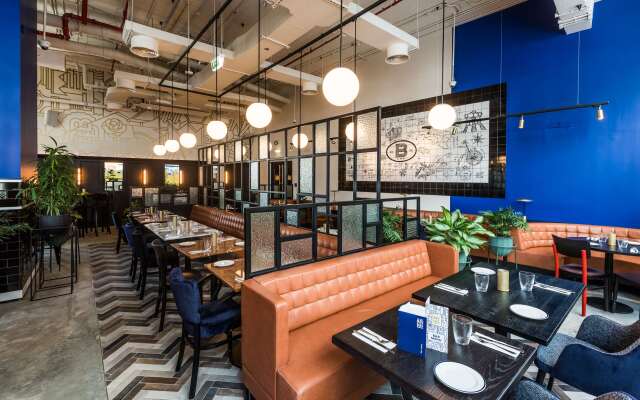 Park Inn by Radisson Dubai Motor City