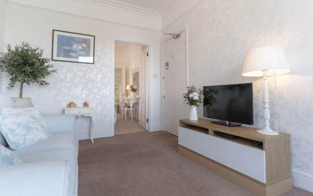 Barnes Fell Apartments