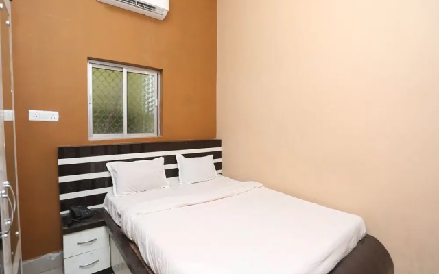 Maa Tara Hotel by OYO Rooms