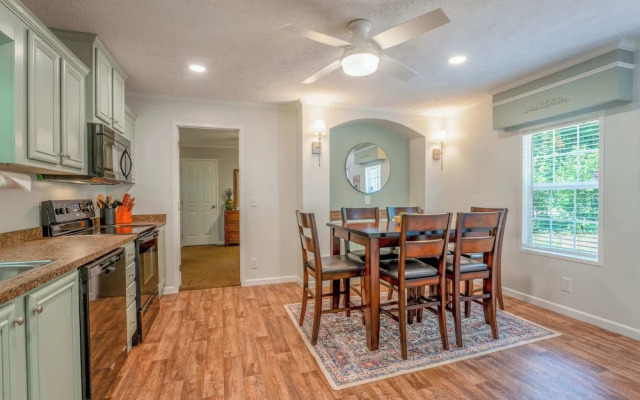 Dragonfly Cove Private Dock!