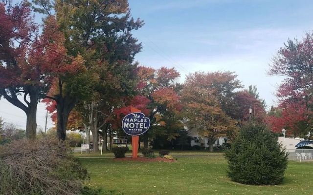 Maples Motel