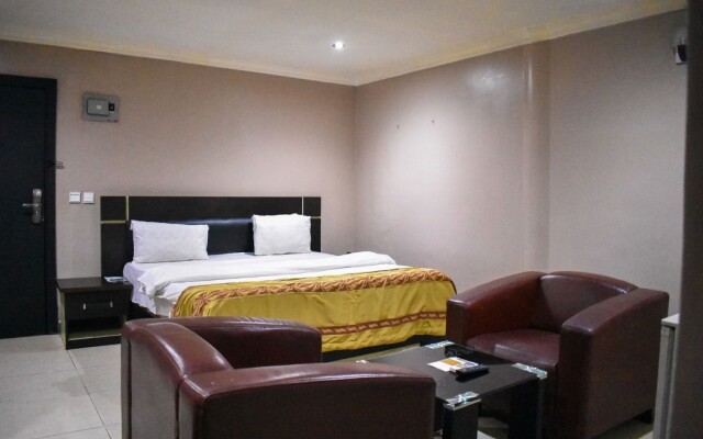 Beni Apartments And Suites