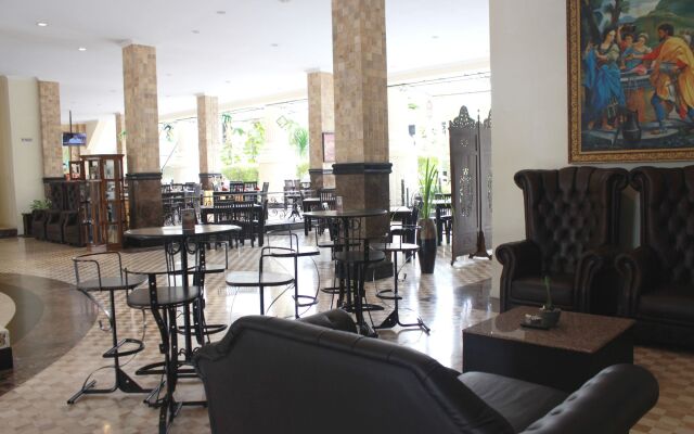 The GRAND PALACE Hotel - YOGYAKARTA