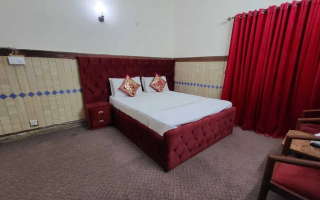 UK Lodge Guest House