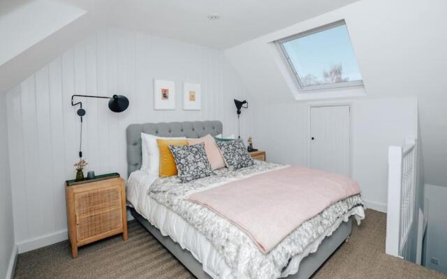 The Neptune - From 125 Per Night