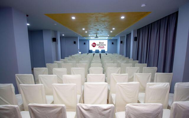 Best Western Plus Premium Inn
