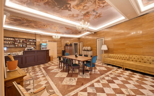 2115 Boutique Hostel