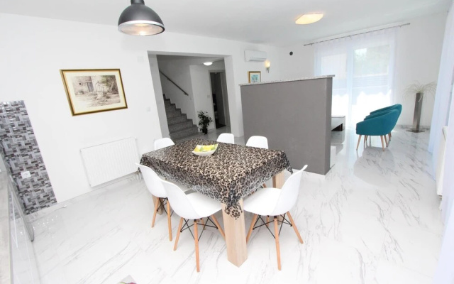 Apartment Karlo 2