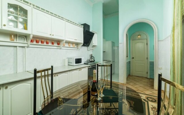 KievApartmentNow on Maidan area