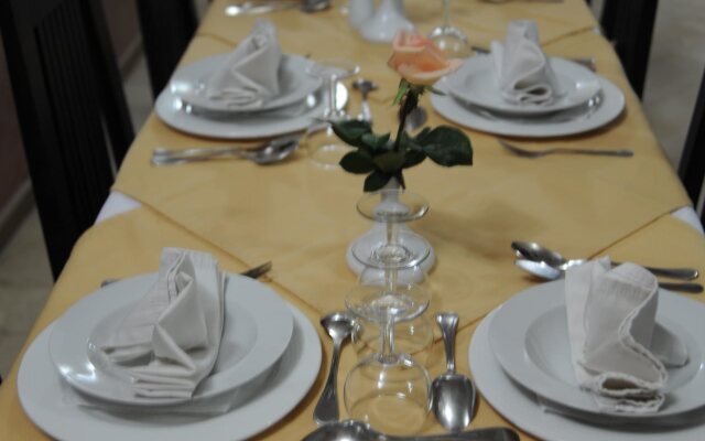 Al Jasira Suites & Spa