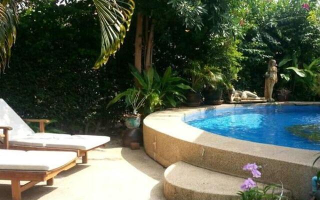 Huahin Cozy Villa